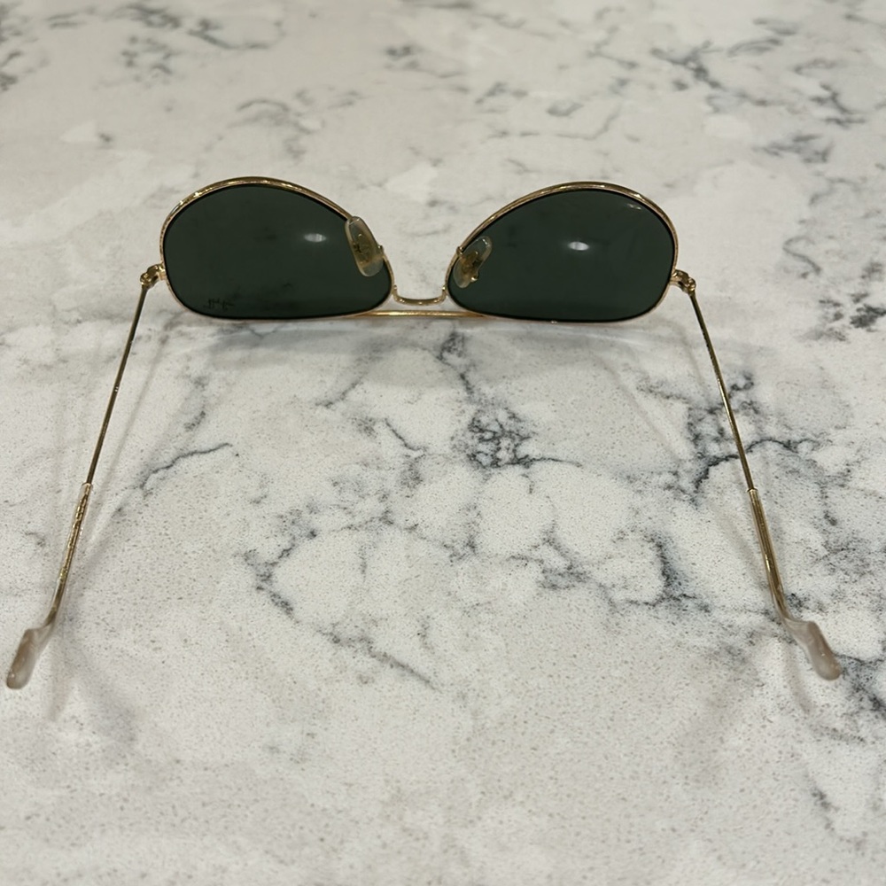 Ray-Ban Aviators - Picture 3 of 6